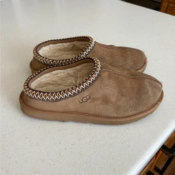 Women's UGG Tasman II Slippers - Size 6 - Picture 1 of 6